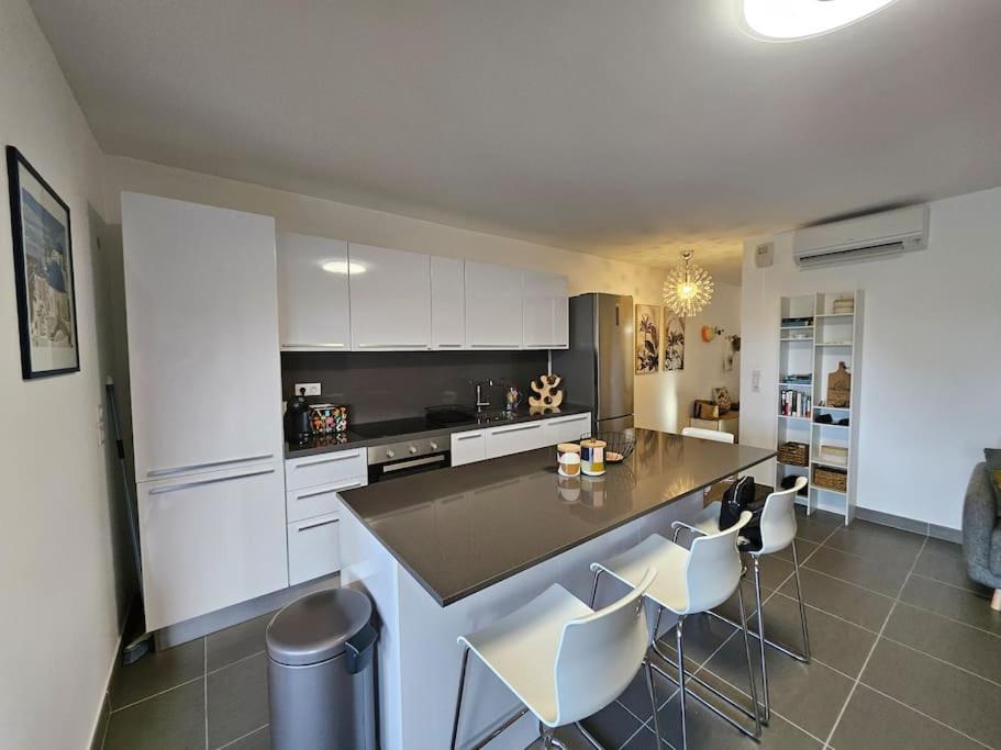Mare Vista By Monarca Apartment *